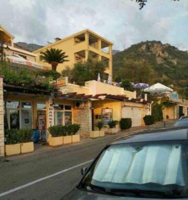 Bmv Room For 2-3 Persons Sveti Stefan Εξωτερικό φωτογραφία